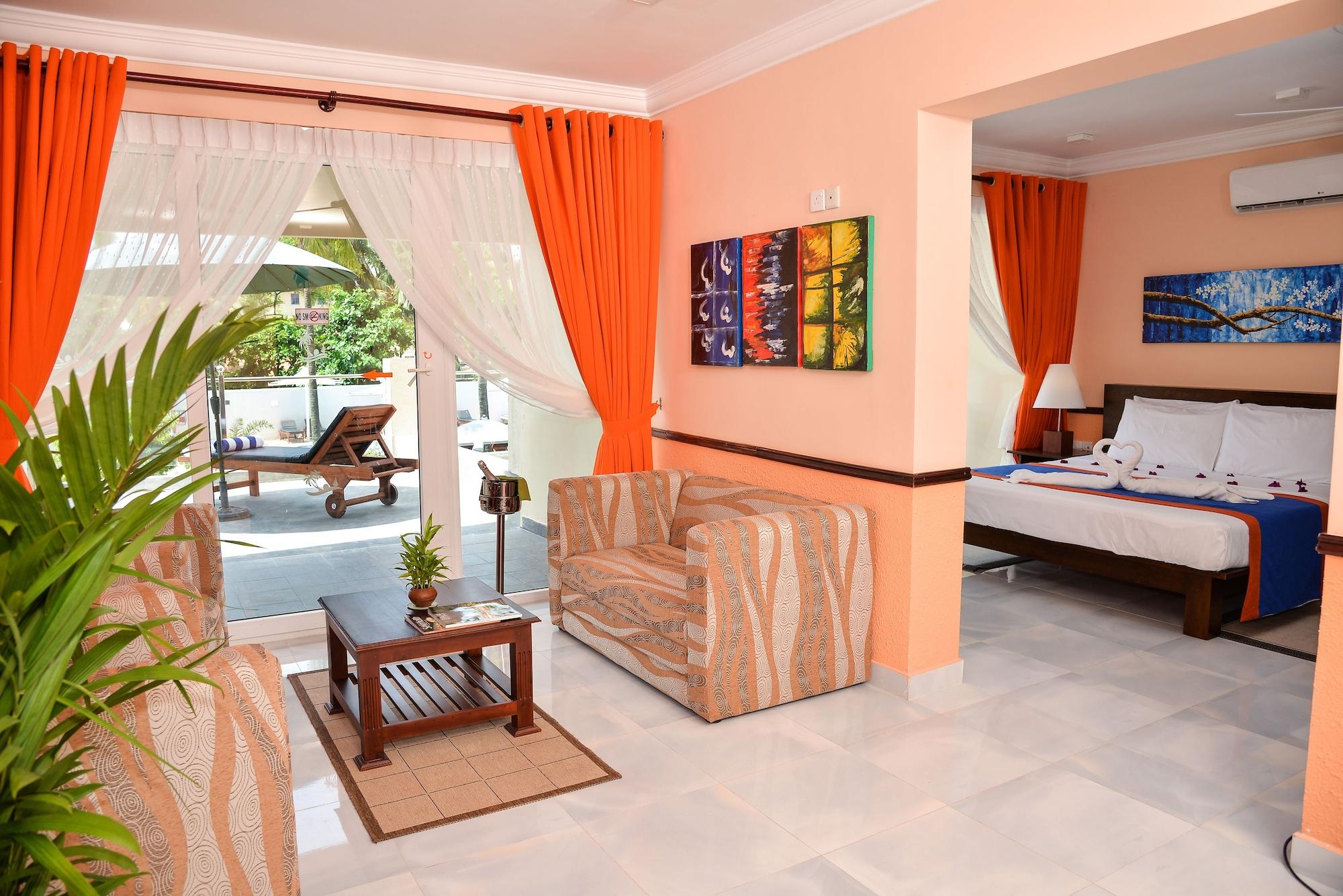 Paradise Beach Hotel نيجومبو المظهر الخارجي الصورة