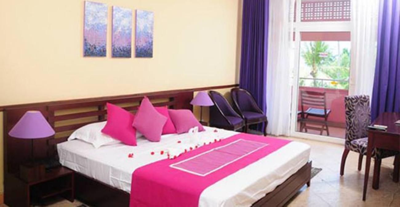 Paradise Beach Hotel نيجومبو المظهر الخارجي الصورة