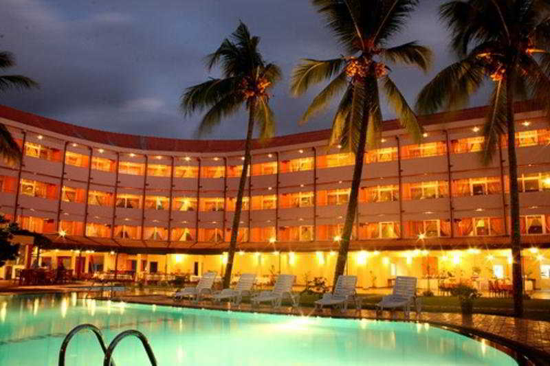 Paradise Beach Hotel نيجومبو المظهر الخارجي الصورة